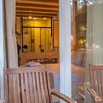 ホテル Very Chic Bodrum Adult Only